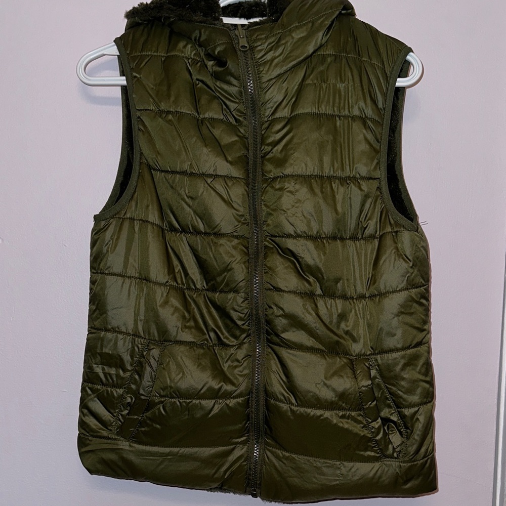 GUESS Reversible Hooded Vest